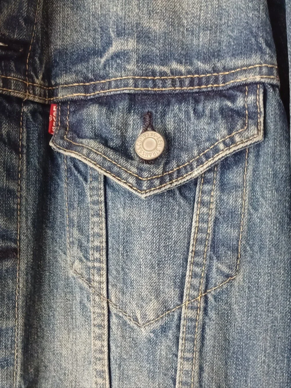Vintage Levi's  Blue Denim Jacket - Picture 5 of 9